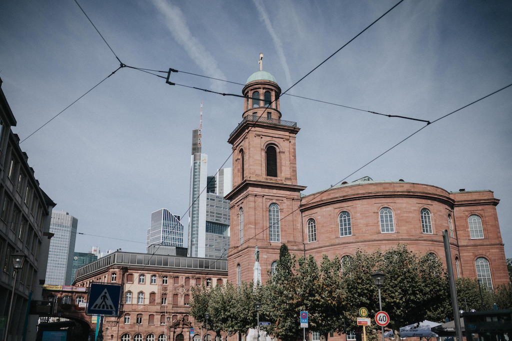 Frankfurter Paulskirche aus Sicht des Römers