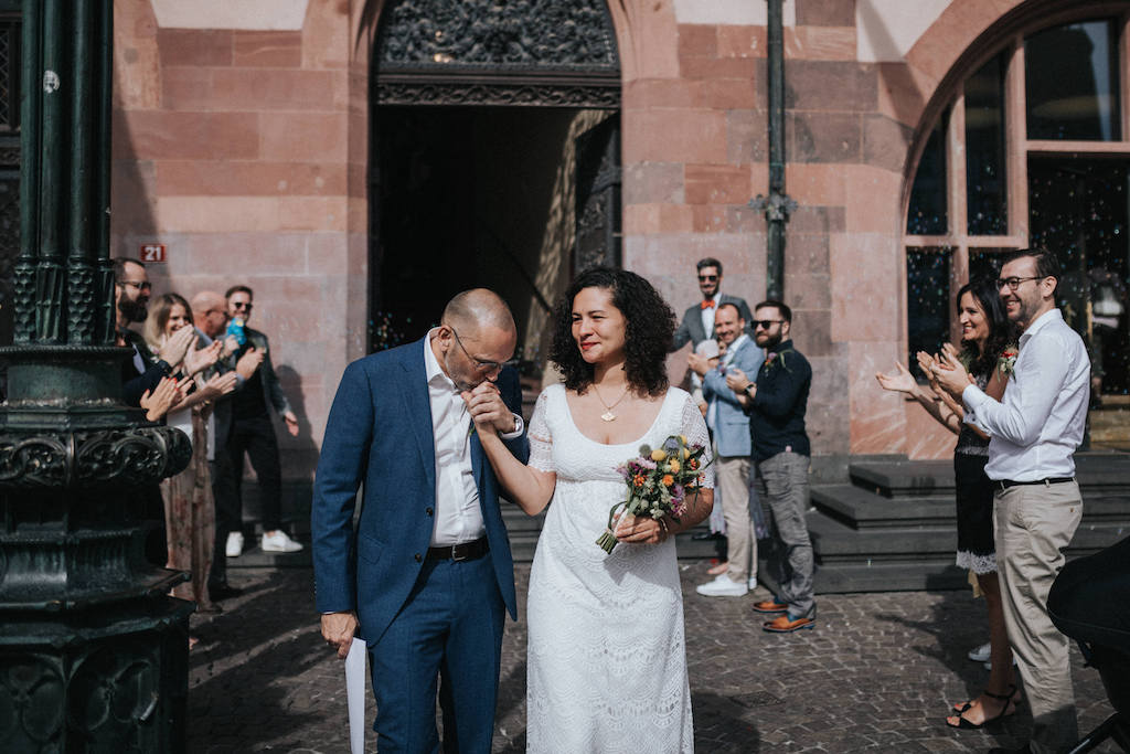 Brautpaar auf dem Römer in Frankfurt
